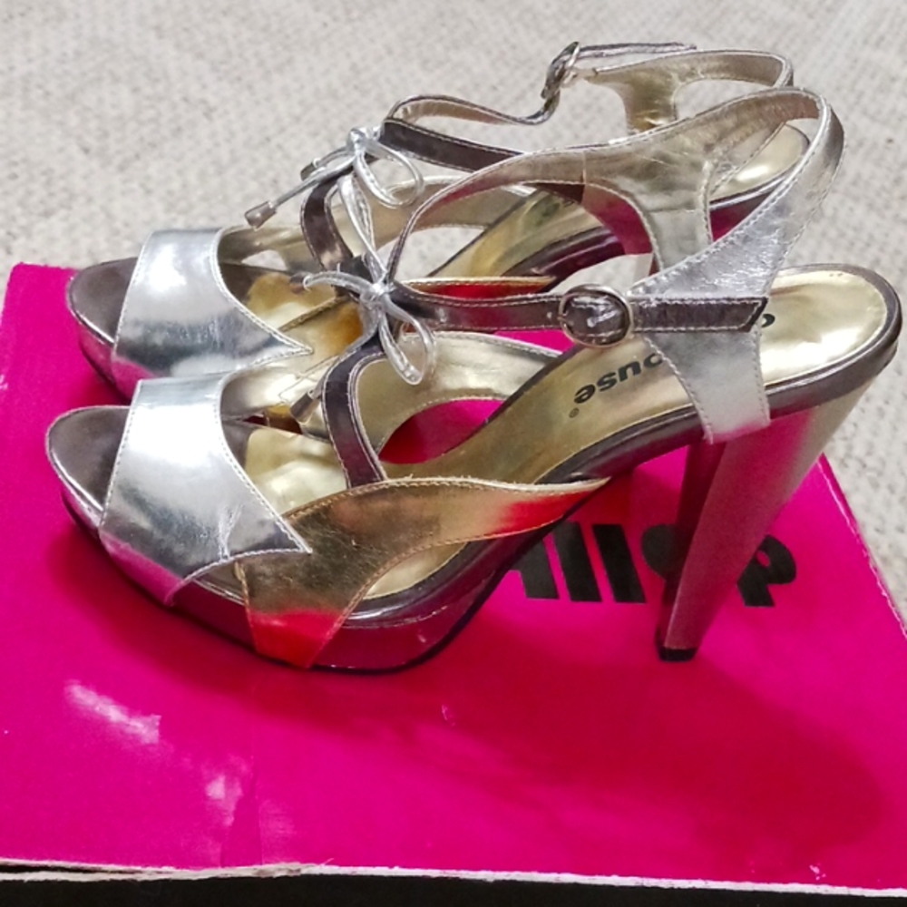 Dollhouse "Rave" Silver & Gold Heels
